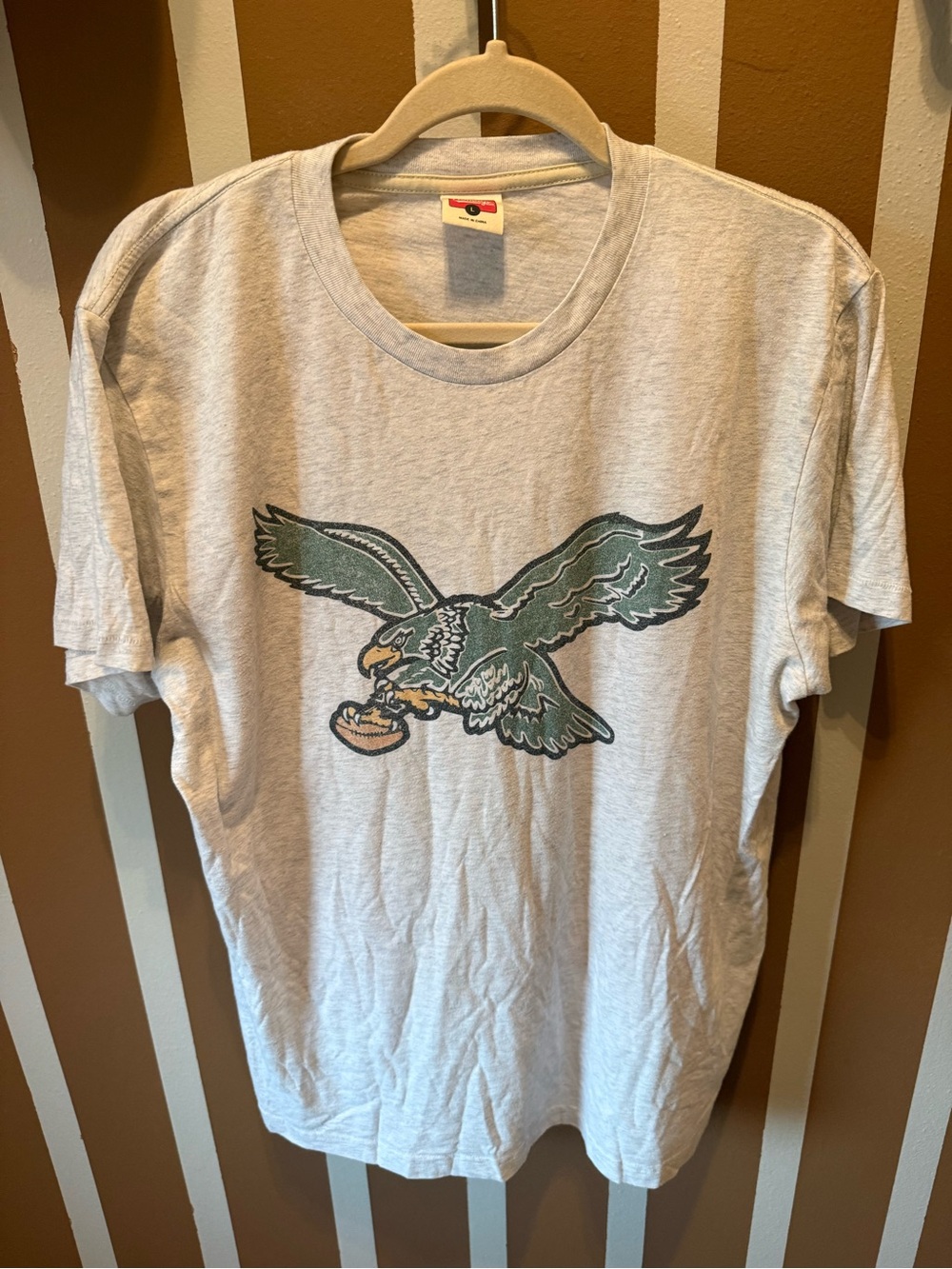 HOMAGE Philadelphia Eagles t shirt